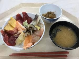 どんぶりや ありがとう食堂