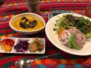 モメコ食堂