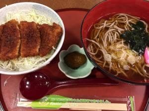 生そば・お食事処 松月庵