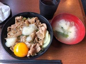 伝説のすた丼屋 国立東店