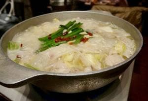 博多 餃子・もつ鍋・地鶏 博多新九 栄本店