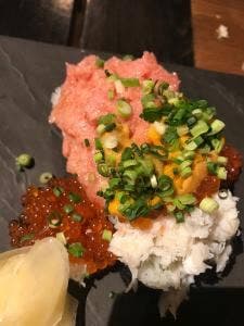 魚屋ツキアタリミギ