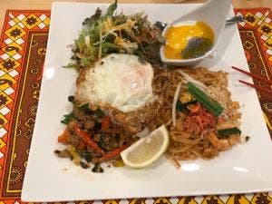 アジアンキッチン プーカォカフェ