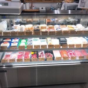 J&Y CHEESESHOP