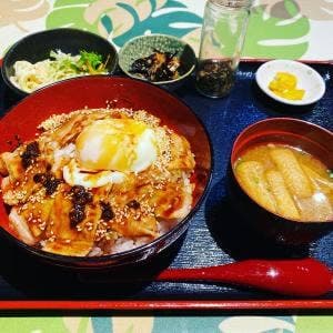 沖縄紅豚あぐー専門店 もも 大阪店