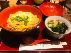 お山のすぎの子