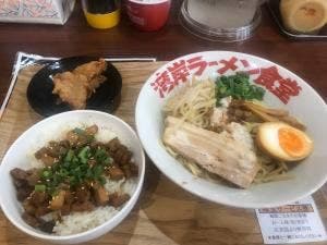 湾岸ラーメン食堂
