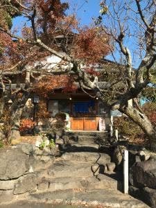 やなか