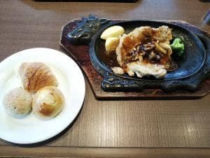 フォルクス 大和店