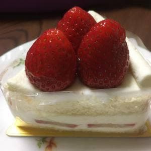 アンリシャルパンティエ博多大丸店