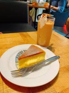 パウンドハウス 心斎橋本店