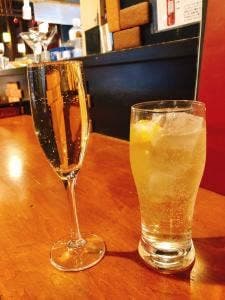 ワイン酒場201