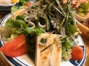 大衆酒場 さかな 楽助