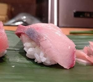 すし辰