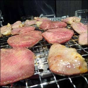 塩ホルモン 周吾