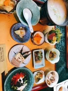 アジアンテーブル モンカイ