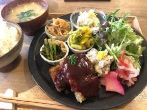 季節の野菜料理 ヒトテマ