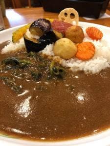カレーハウス スパイシーつかしん店