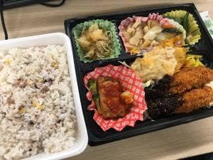屋台DELi 新宿三井ビルディング店