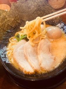 横浜家系ラーメン 岩槻商店