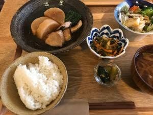 オタマヂャクシ工房+cafe