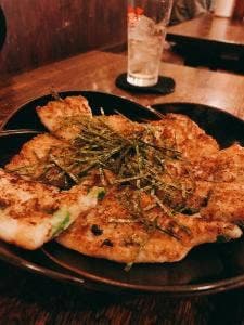 広島風お好み焼 鉄板焼 へっちゃらや