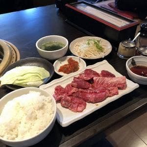 焼肉 萬輝
