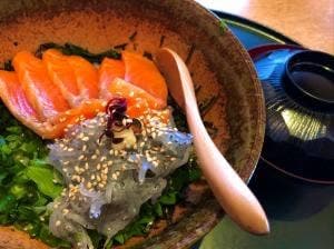 しらす屋ゆあさ湾 則種