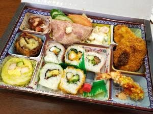 一休 HITOYASUMI 高岡戸出店