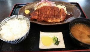 もちぶた 豚かつ処 かつ幸