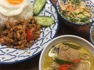 タイ屋台料理 ティーヌン 大手町店