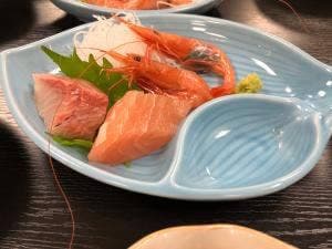 三河屋 食事処