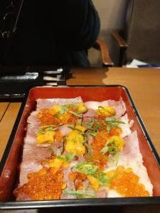 肉処 ぎんべこや