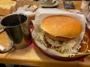 コメダ珈琲店 金山二丁目店