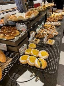 伊三郎製ぱん 伊都店