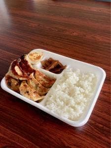 手作り餃子の店 しょうちゃん 八幡宿駅前店