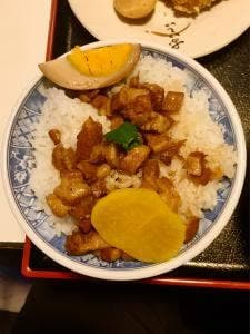 饗 台湾屋台グルメ専門店