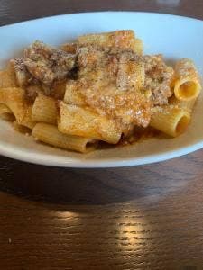 ピッツァ＆グリル Laporta