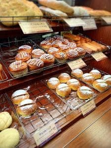 阪急ベーカリー&カフェ イオンタウン菰野店