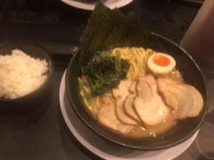 横浜らーめん 源泉 海老名店