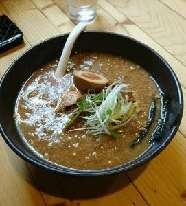 ラーメン専門店 一騎