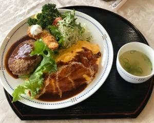 船坂ゴルフ倶楽部 レストラン