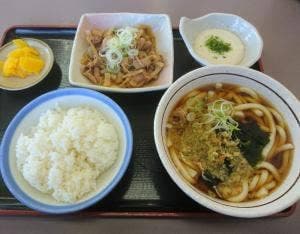 山田うどん 高田店