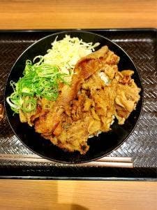 韓丼 四日市インター店