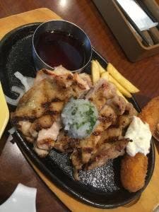 ヴィクトリアステーション 旭町店