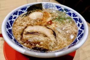 らーめん 亀王 阪急東通り店