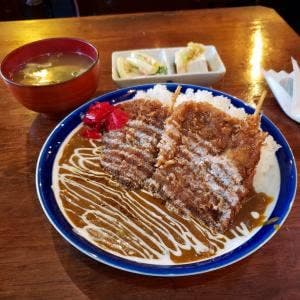 喫茶キャピタル