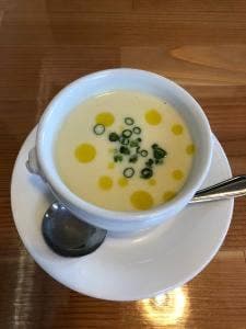 トラットリア・アンジャーネ