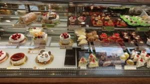 シャトレーゼ サンリブのおがた店