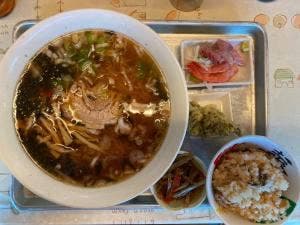 山一食堂